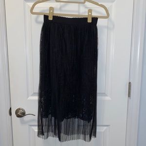NWT Forever 21 Contemporary Tulle Midi Skirt